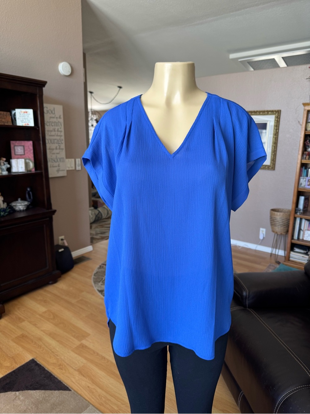 Boutique blue short sleeves V-neck blouse-size XL